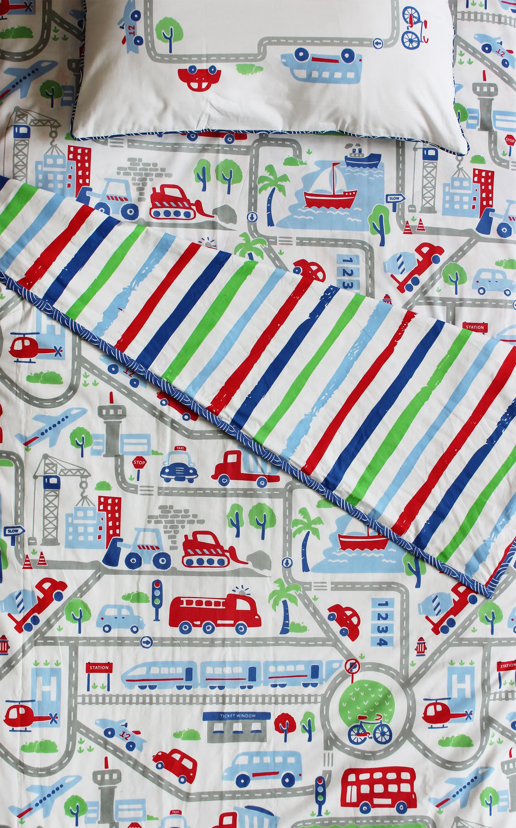 100% Cotton Reversible Single Blanket Dohar - Busy Street