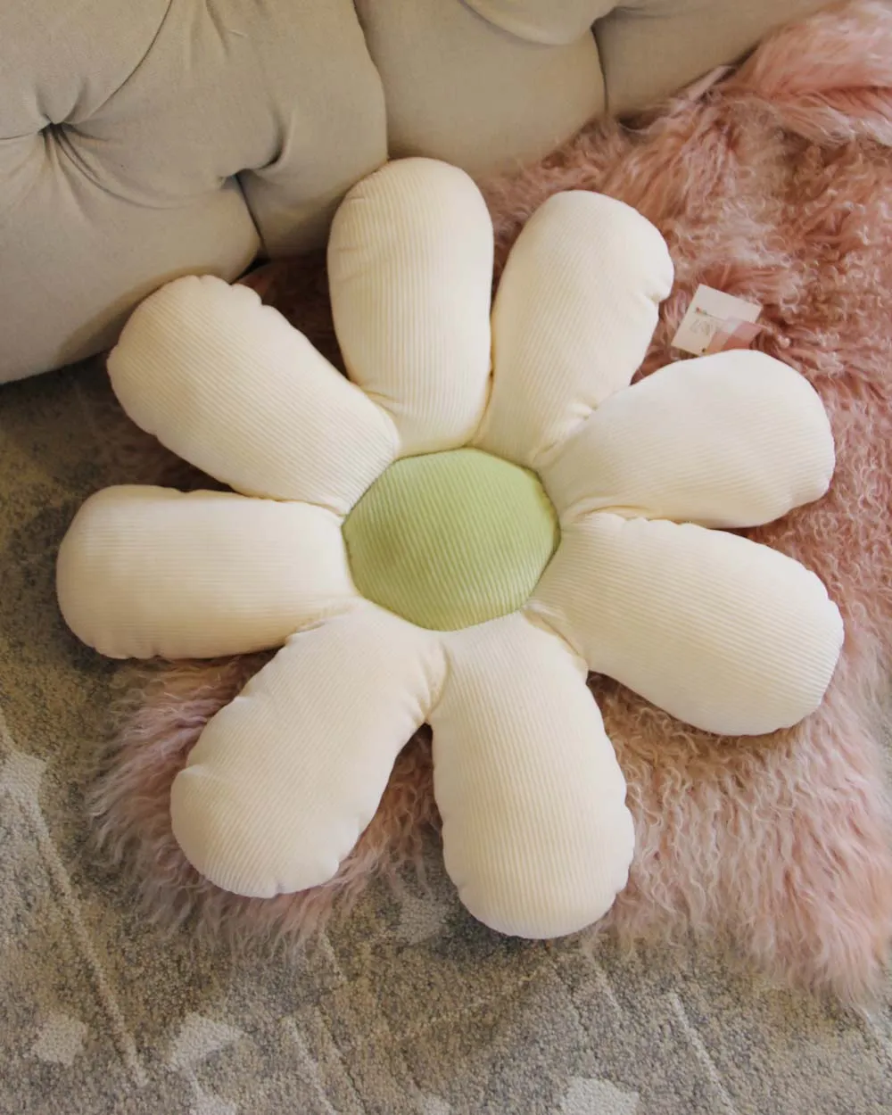 Sweet Daisy Pillow